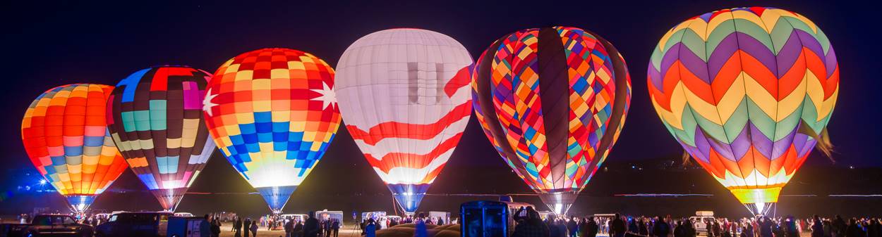 Hot air store balloon races